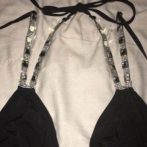 BNWT BEACH BUNNY BIKINI TOP SIZE M